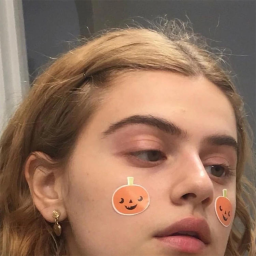 aniko_v